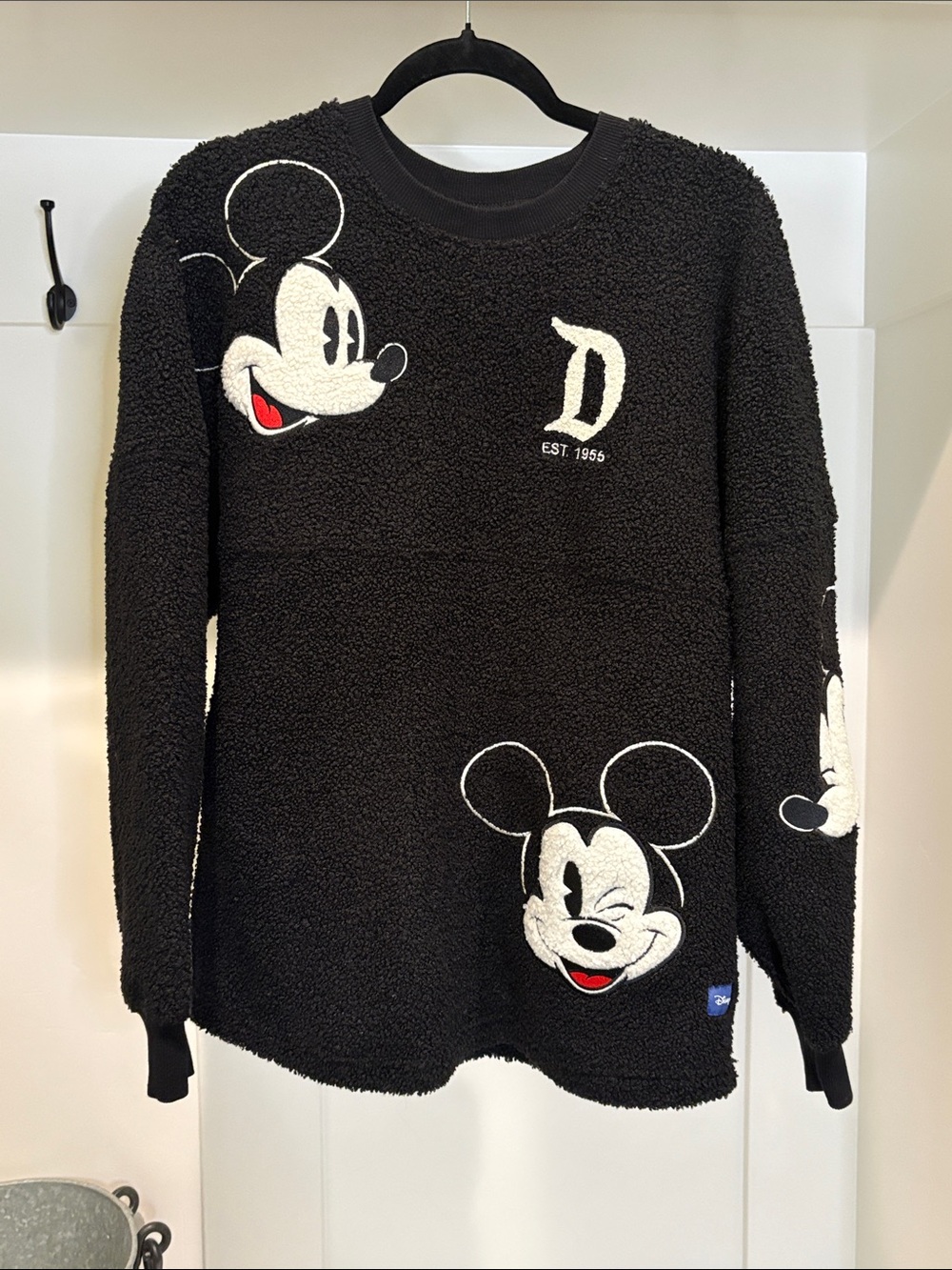 Disneyland Spirit Jersey Mickey Sherpa